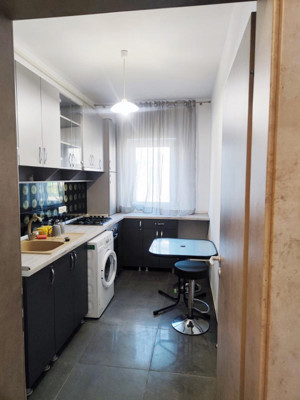 Apartament 2 camere, decomandat, 55 mp utili, etaj 2/2- Giroc - imagine 4