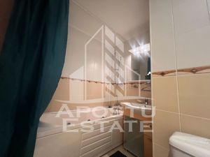 Apartament cu 3 camere, loc de parcare, zona Aradului - imagine 8