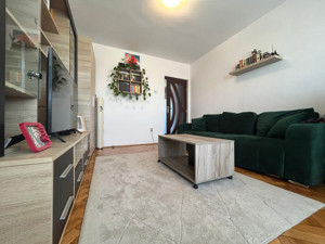 Apartament 2 camere, decomandat 50mp, etaj 8, zona Dambovita - imagine 6