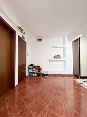 Apartament 3 camere, decomandat 65mp, zona Soarelui  - imagine 11