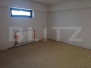 Casa cuplata de vanzare, 180 mp, 250 teren, zona de case !  - imagine 9