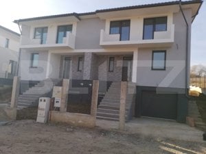 Casa cuplata de vanzare, 180 mp, 250 teren, zona de case ! 