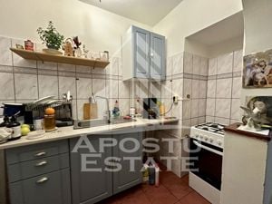 Apartament cu 4 camere, etajul 2, zona Sagului - imagine 4