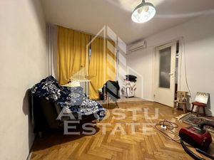 Apartament cu 4 camere, etajul 2, zona Sagului - imagine 2