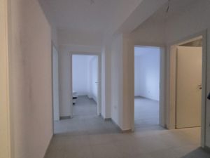 Inchiriere apartament 3 camere nemobilat Avantgarden 3 faza 5 - imagine 11