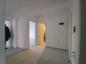 Inchiriere apartament 3 camere nemobilat Avantgarden 3 faza 5 - imagine 8