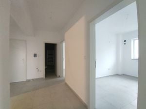 Inchiriere apartament 3 camere nemobilat Avantgarden 3 faza 5 - imagine 14