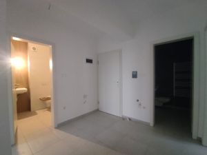 Inchiriere apartament 3 camere nemobilat Avantgarden 3 faza 5 - imagine 17