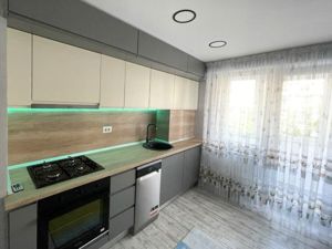 Închiriere apartament modern cu 2 camere zona Unirii Burebista - imagine 12