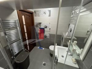 De inchiriat apartament modern 3 camere Decebal -Piata Muncii - imagine 17