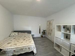 Apartament cu 3 camere în zona Mircea cel Bătrân