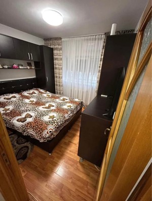 De vânzare apartament cu 2 camere decomandat, zona Grivița. - imagine 4