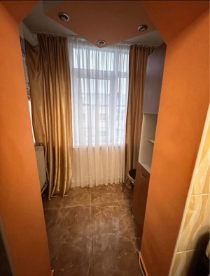 De vânzare apartament cu 2 camere decomandat, zona Grivița. - imagine 5