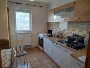 Apartament cu 4 camere în Calea Girocului decomandat - imagine 7