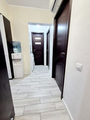 Apartament 4 camere, decomandat, loc parcare, doua bai, Bl. Chișinău, Bl. Basarabia, Metrou