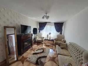 Apartament cu 4 camere, Victoriei- Piata Mare, etajul 3 - imagine 3