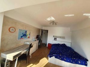 Apartament cu 4 camere, Victoriei- Piata Mare, etajul 3 - imagine 2