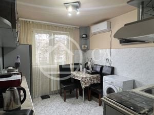 Apartament cu o camera de vanzare in zona Rogerius, Oradea