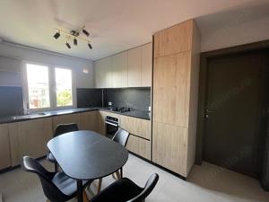 Apartament 3 Camere - 135.000 euro - Zona Complexul Studentesc - imagine 6