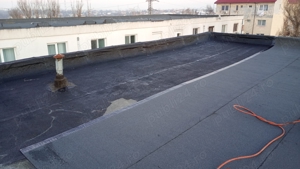 Hidroizolații in rate 3-12 luni garanție între 5-12 ani in funcție de materialul dorit.