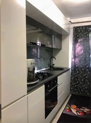 apartament cu 3 camere zona TORONTALULUI la 140.000 euro - imagine 3