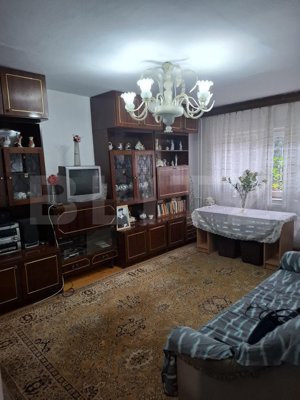 Apartament decomandat cu 2 camere, 48 mp, zona Baba Dochia