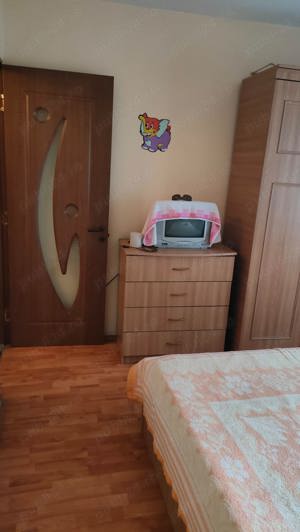 Vind apartament doua camere rovinari - imagine 10