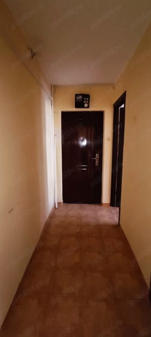 Vand apartament 1 cameră Ramnicu Valcea, str. Republicii, et. 1 - imagine 5