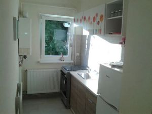 7 Noiembrie - Apartament 2 camere - Str. Faget, Tg. Mures - imagine 4