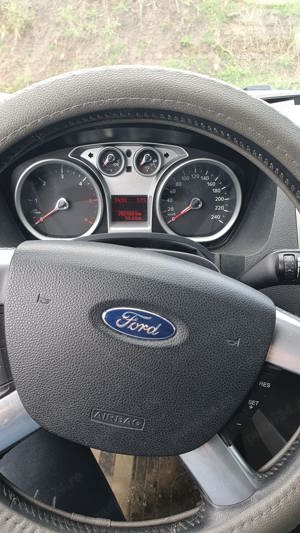 Vând Ford Kuga - imagine 4