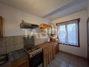 Apartament la casa de vanzare 79 mp curte zona Turnisor Sibiu - imagine 3