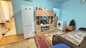 Apartament 2 camere, etaj 1, zona Sagului - imagine 2