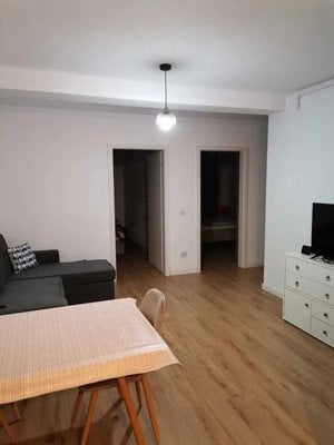 Apartament cu 3 camere de Închiriat – Calea Surii Mici, Loc de Parcare Inclus