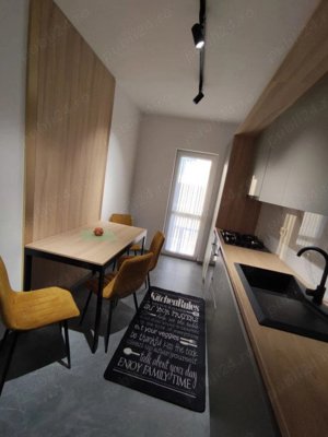 Apartament de 2 camere, decomandat, 65 mp, centrala, parcare, Zona Berceni  - imagine 4