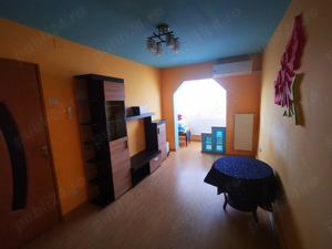 Închiriez apartament 3 camere decomandat  - imagine 4