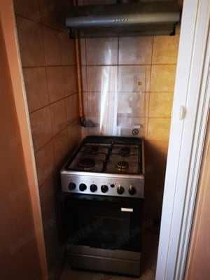 Închiriez apartament 3 camere decomandat 