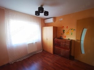 Închiriez apartament 3 camere decomandat  - imagine 10