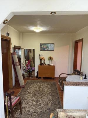 Vand Apartament 2 Camere - imagine 3