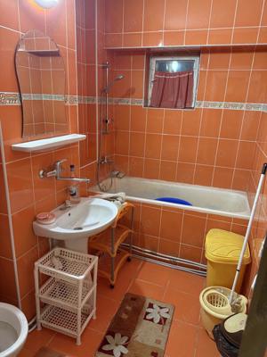 Vand Apartament 2 Camere - imagine 2