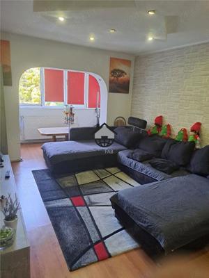 Apartament cu 4 camere in Zona Torontalului, Etaj 2 din 4. - imagine 2