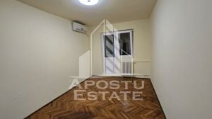 Apartament cu 3 camere, etaj intermediar, zona Dacia