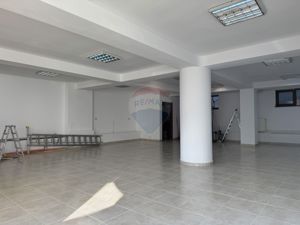 Spațiu comercial de 125mp în zona Tomis II Constanta - imagine 3