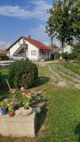 Vand sau schimb casa Satulung, Maramures - imagine 9