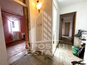 Apartament cu 3 camere, centrala proprie, zona Freidorf - imagine 5