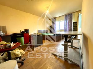 Apartament cu 3 camere, centrala proprie, zona Freidorf - imagine 3