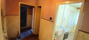 Oferim spre vanzare, apartament spatios, decomandat, 2 camere, Badea Cartan - imagine 11