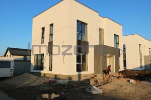 Otopeni - zone Ferme, vila P+1, 4 camere,  3 dormitoare, 3 bai,  COMISION 0% - imagine 1