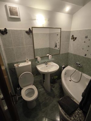 Apartament de inchiriat cu 3 camere in Hunedoara-Zona Teatru - imagine 4