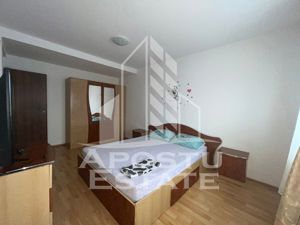 Apartament cu 3 camere, semidecomandat, bloc nou, etajul 1 - imagine 2