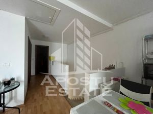 Apartament cu 3 camere, semidecomandat, bloc nou, etajul 1 - imagine 4